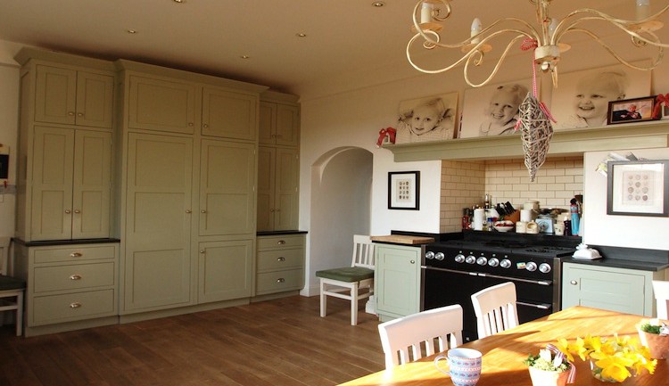 Simple, elegant lines create a timeless design. The cupboards have recessed plinths, fitted after the cupboards have been placed, for ergonomic living.